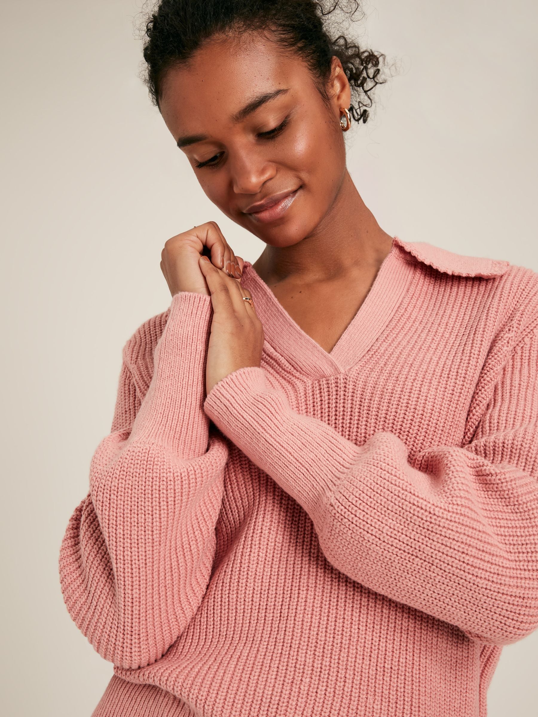 Evangeline Pink Ribbed Jumper with Crochet Collar
