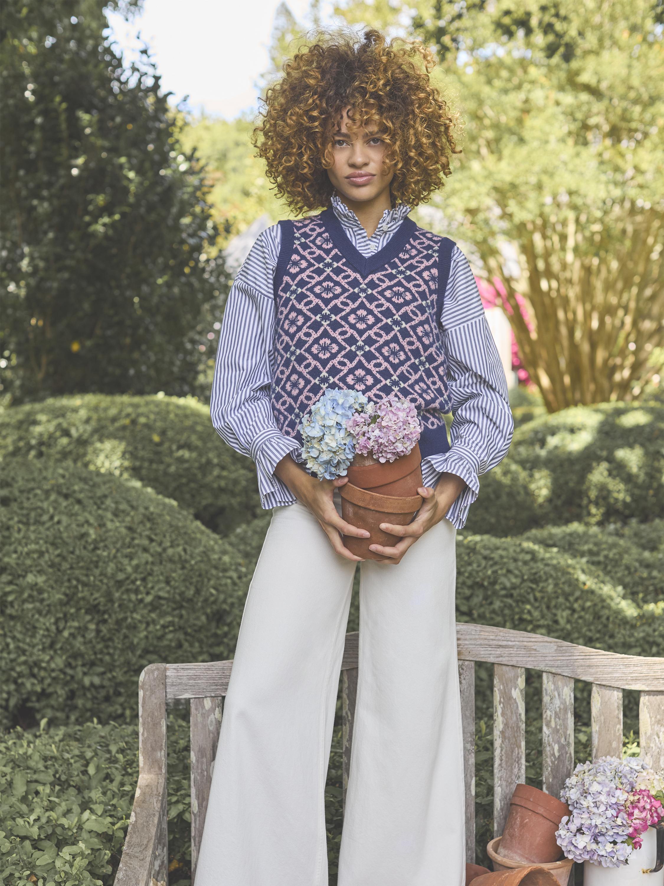 Meredith Navy V-Neck Knitted Vest