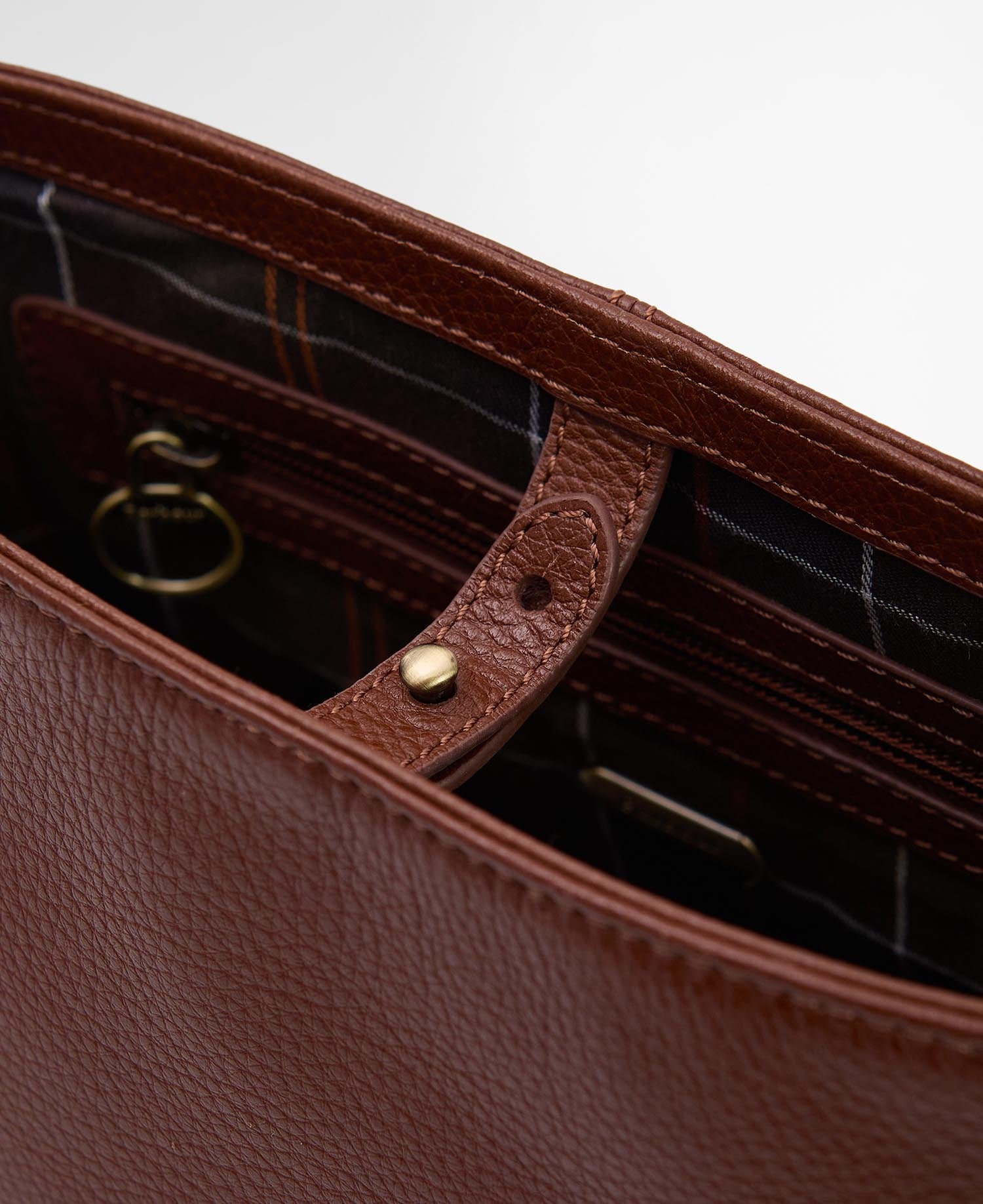 Cedar Leather Bucket Bag - Brown