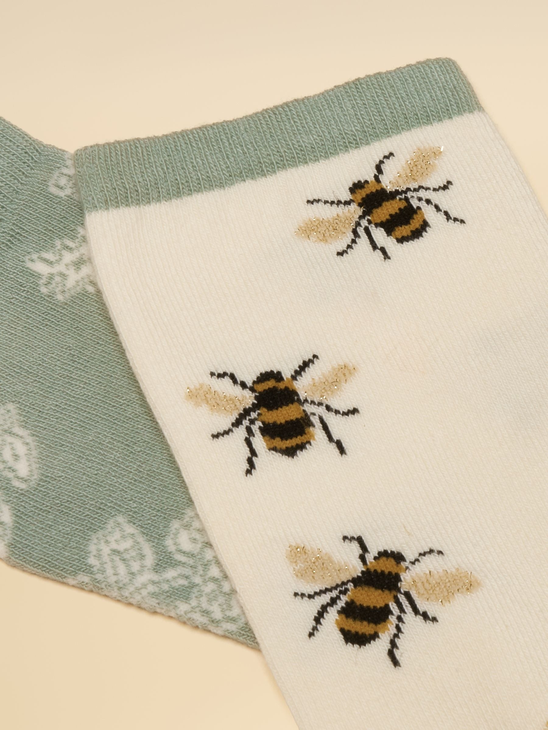 Women's Everyday White & Green Socks 2 Pack (size 4-8)