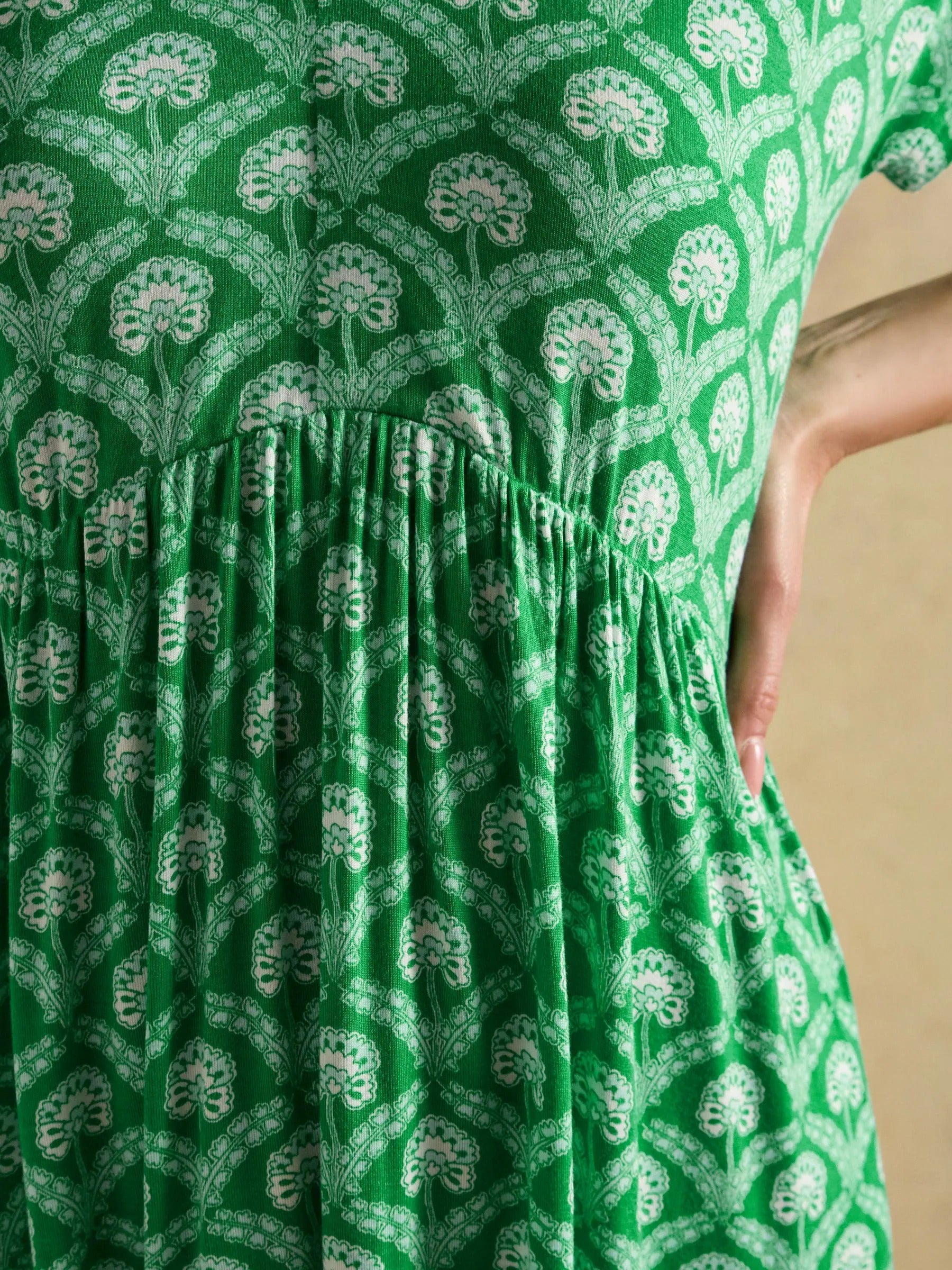 Nia Green & White Foulard Jersey Knee Length Dress