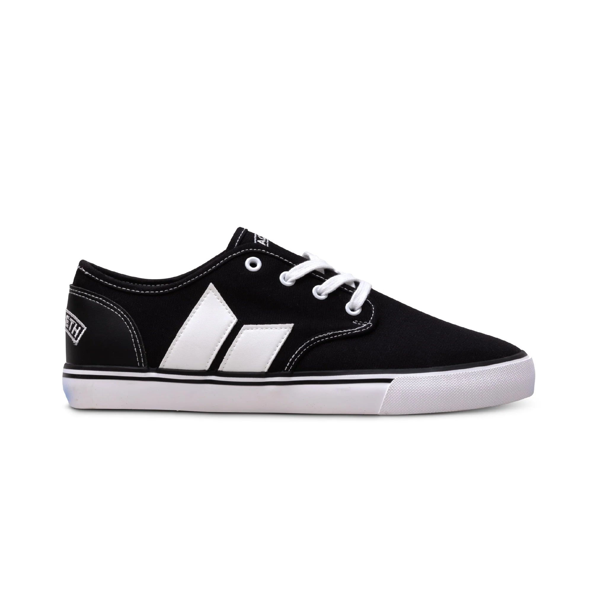 Macbeth Langley Black/White