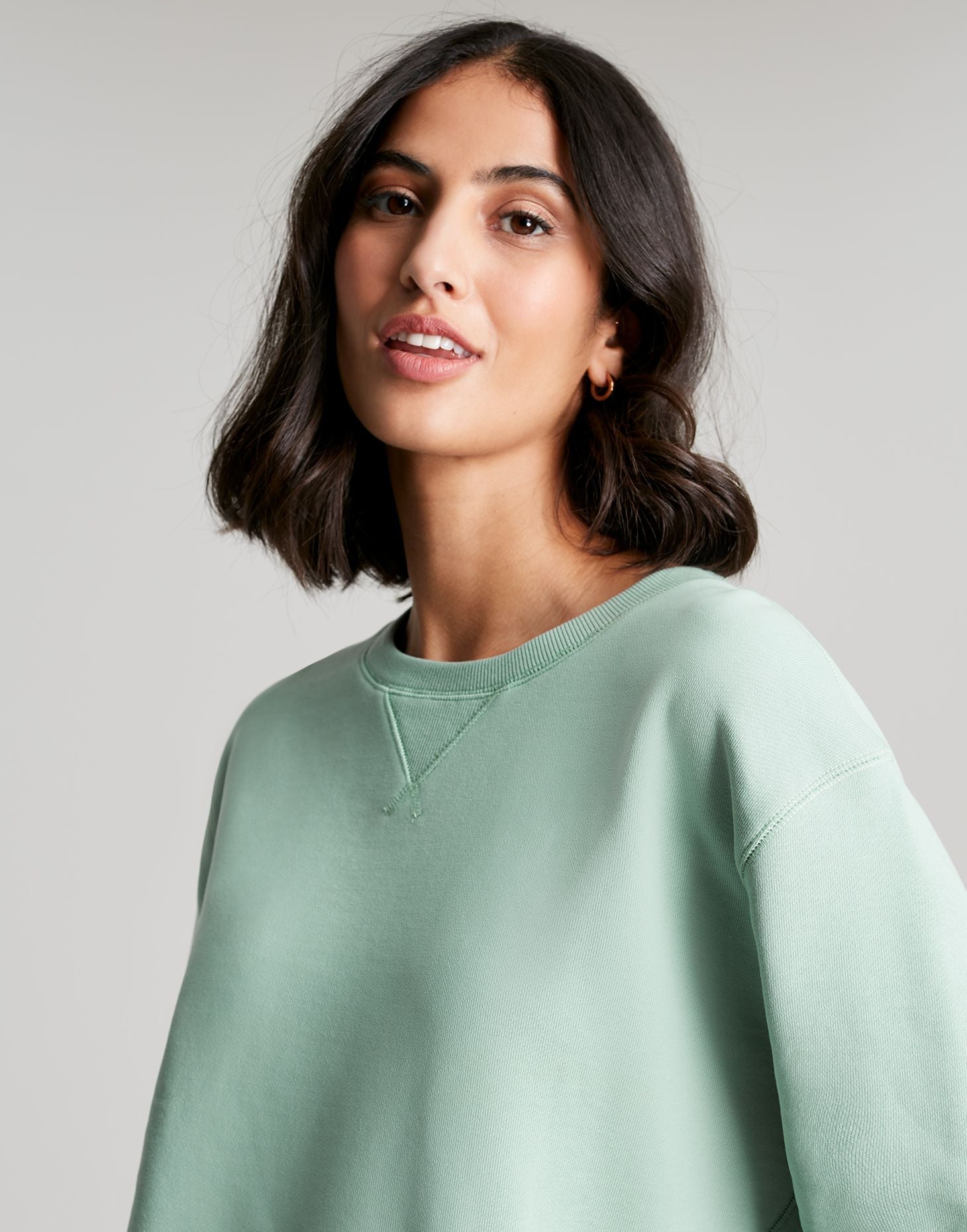 Women's Monique Dyed Crew Neck Sweatshirt - SOFT GREEN