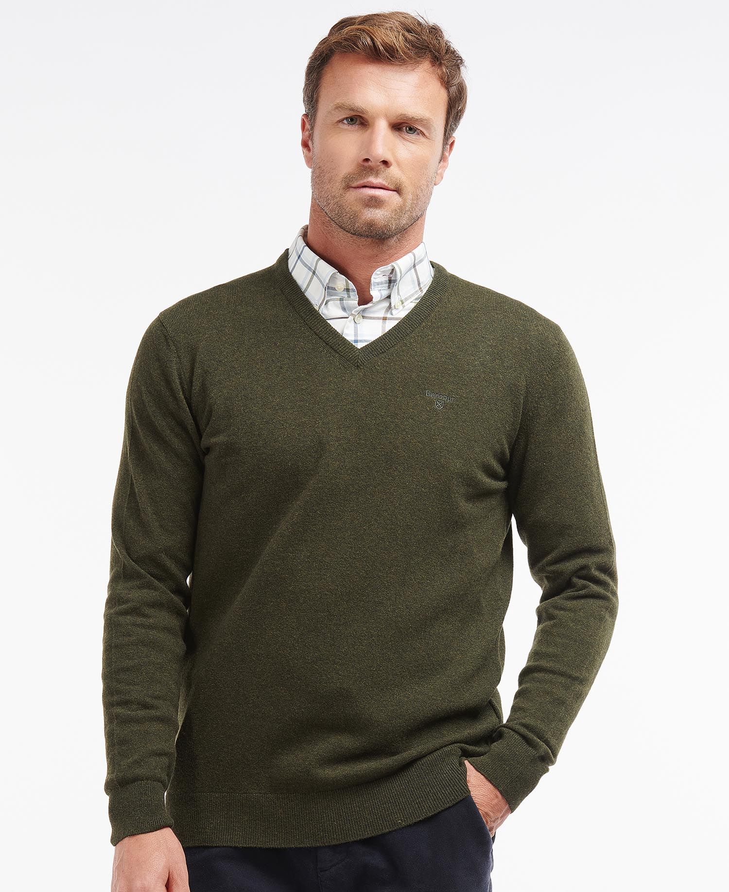Barbour essential lambswool v-neck jumper in seaweed