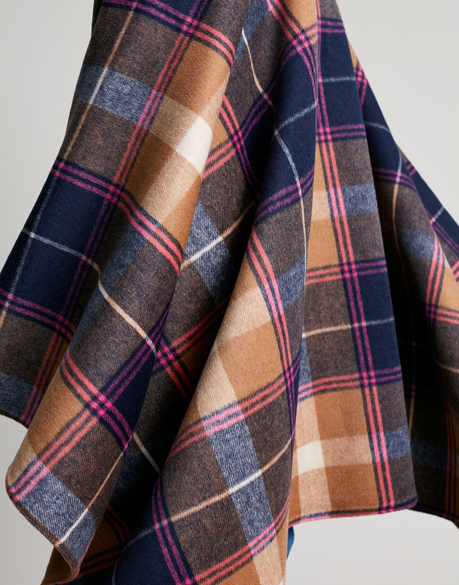 Women's Filby Reversible Cape - Bone Brown