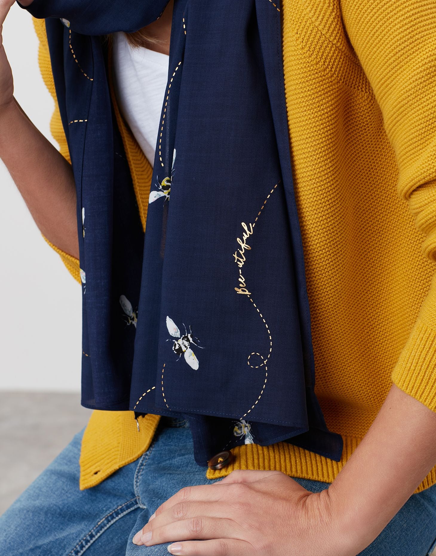 Conway Printed Scarf Navy Bee