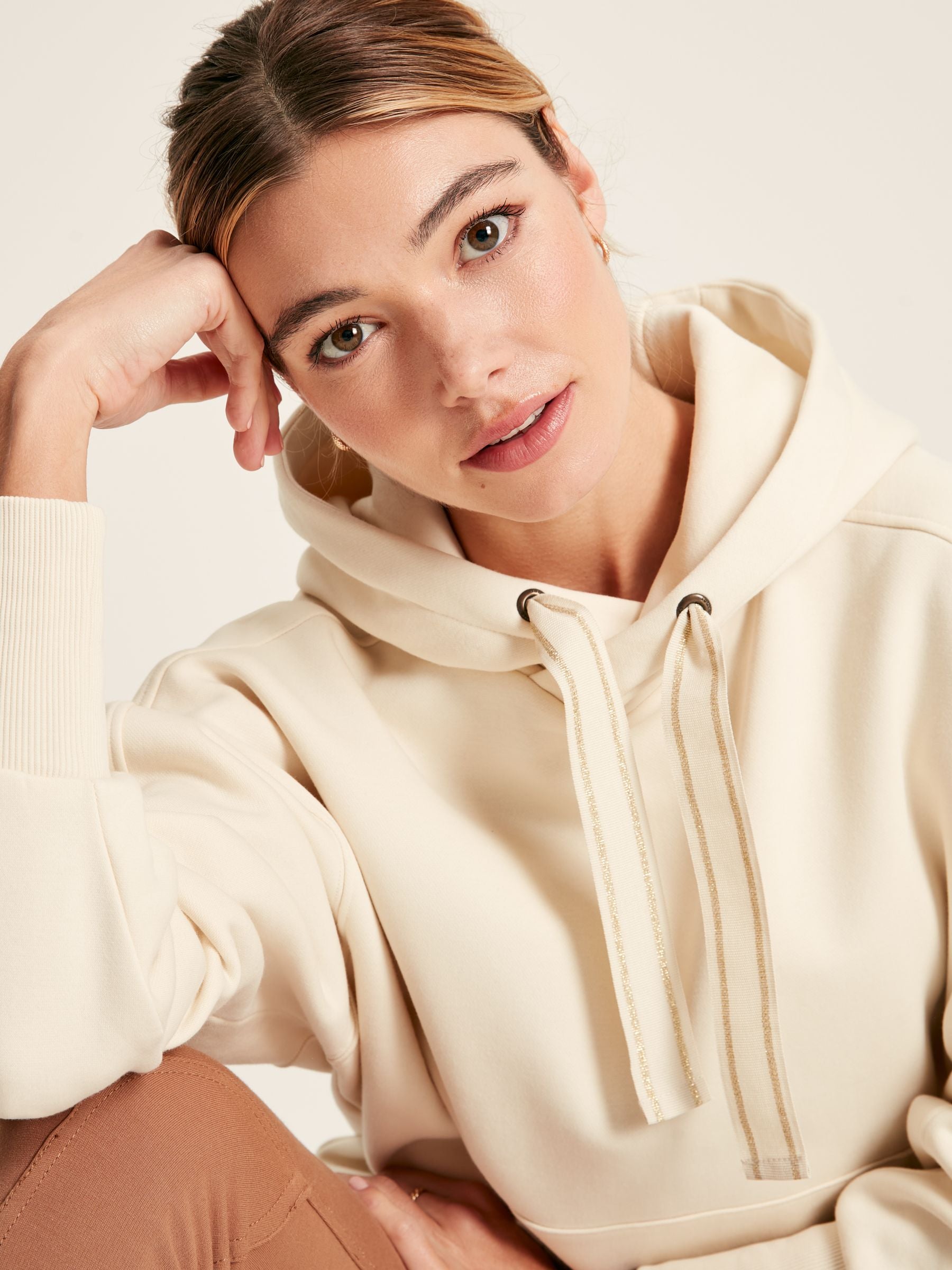 Cara Oversized Hoodie - Cream