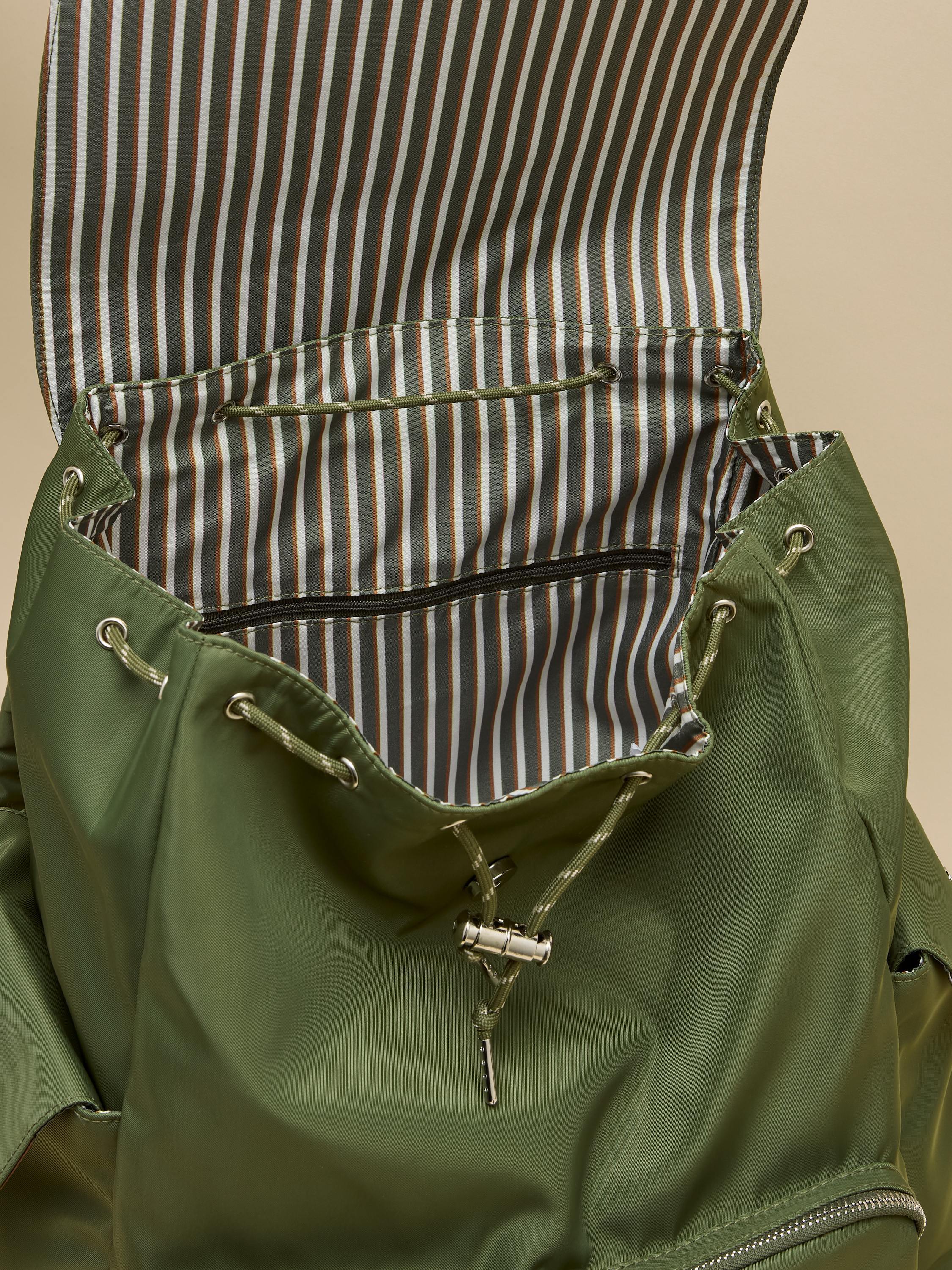 Cambeck Khaki Green Water Resistant Backpack