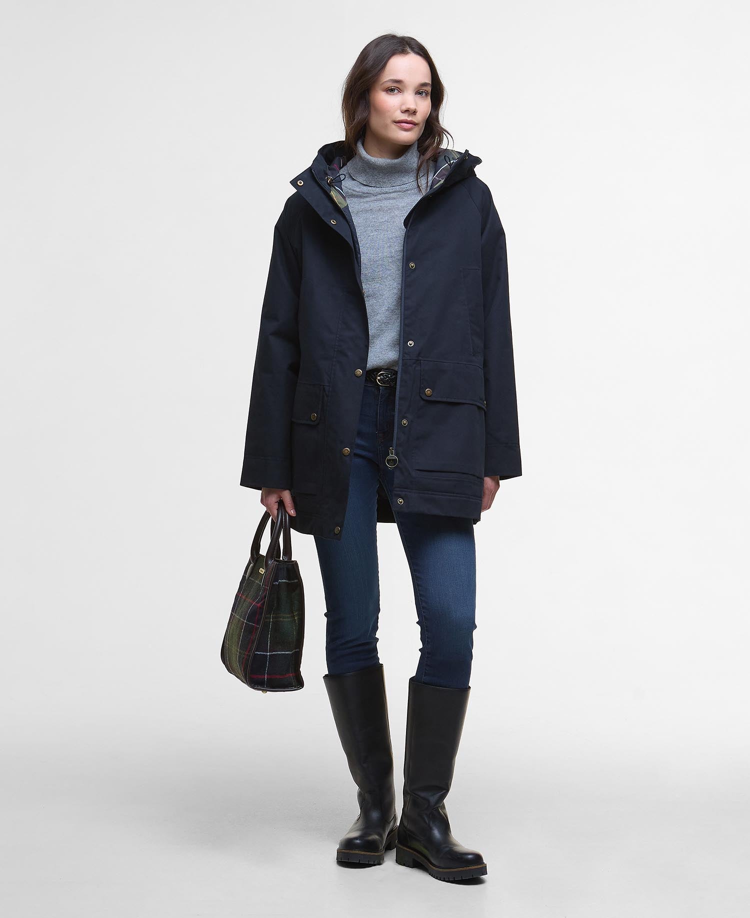 Winter Beadnell Waterproof Jacket - Deep Navy/classic