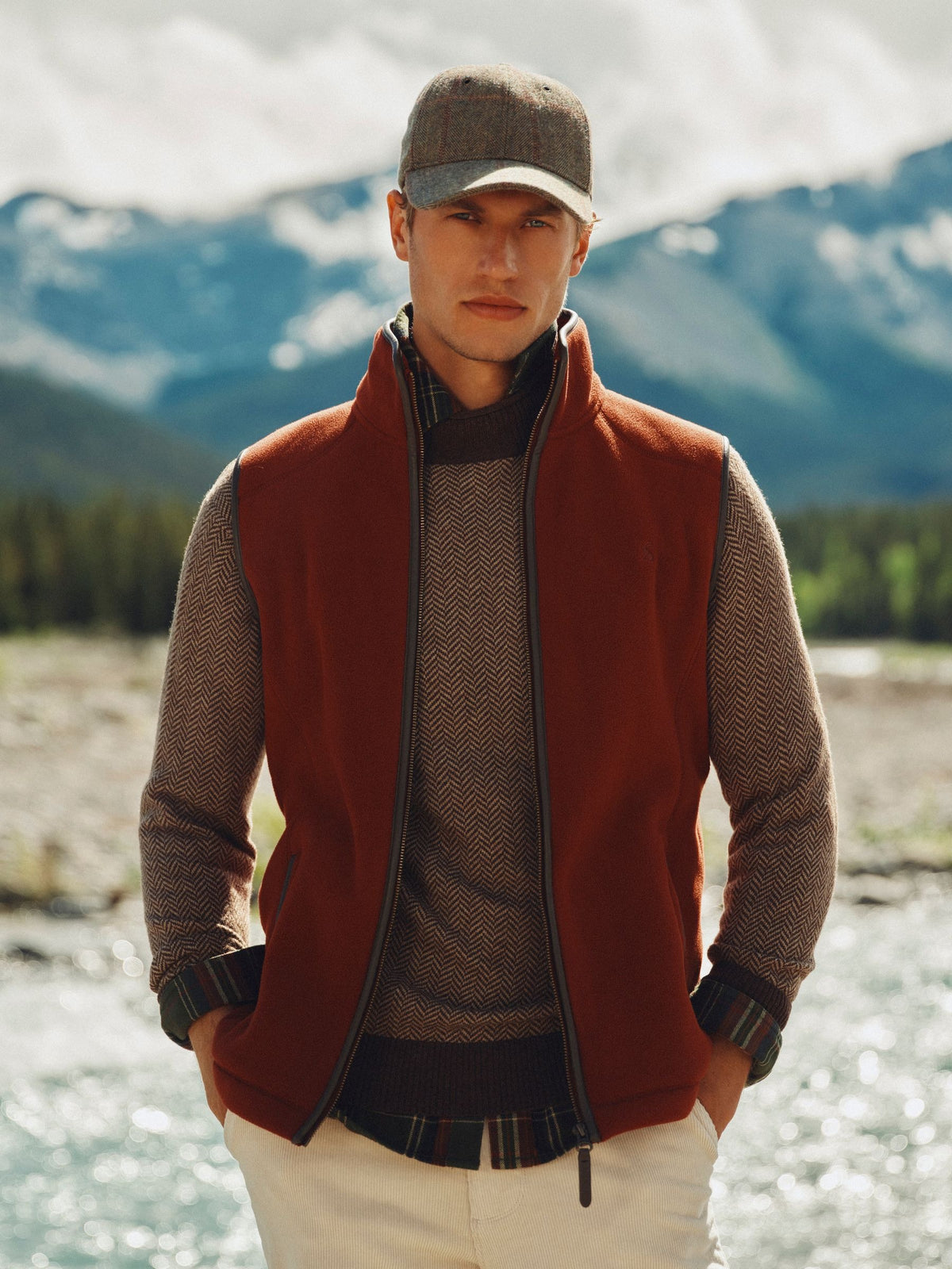 Heritage Rust Brown Fleece Gilet