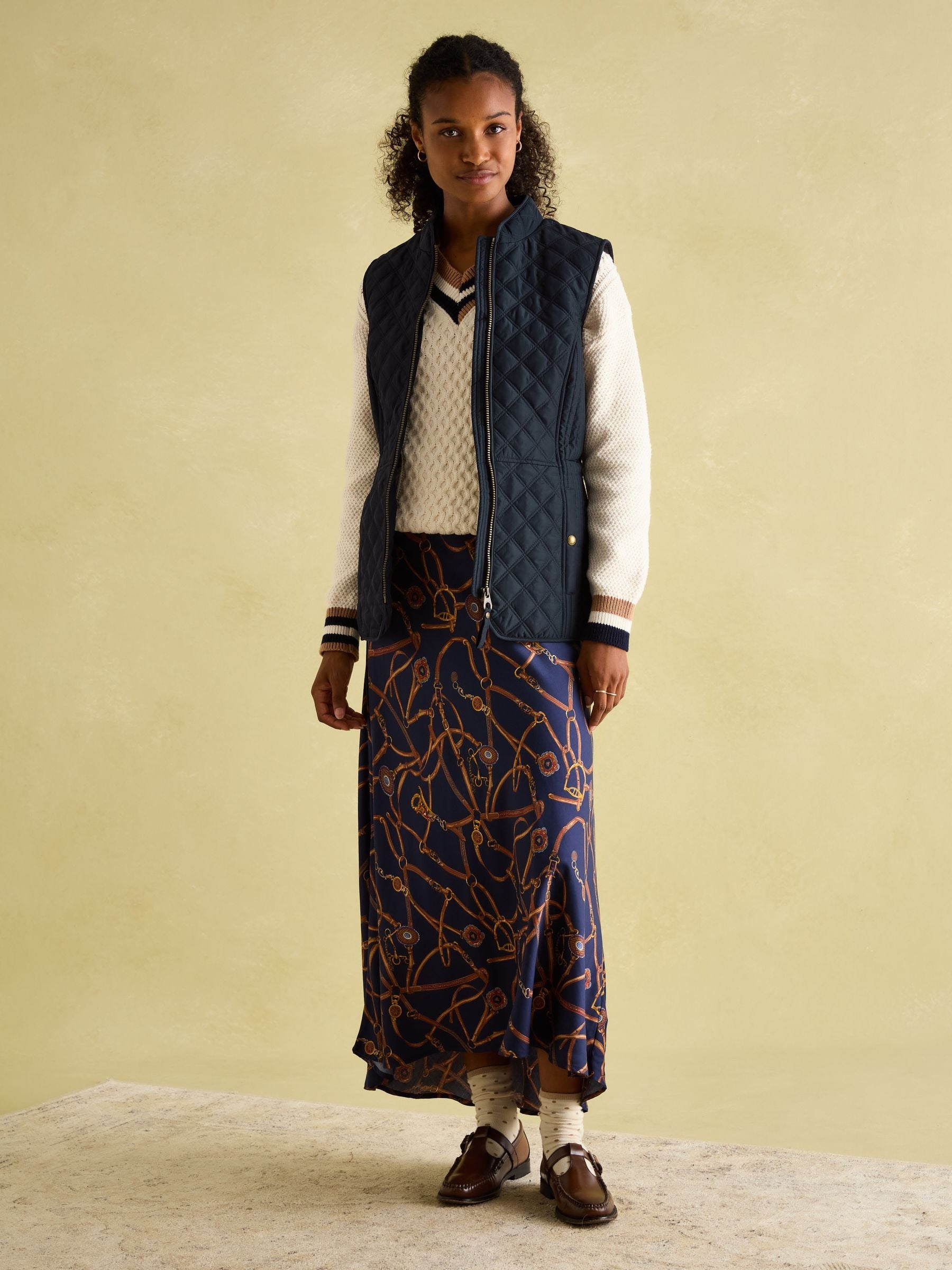 Minx Navy Blue Showerproof Diamond Quilted Gilet
