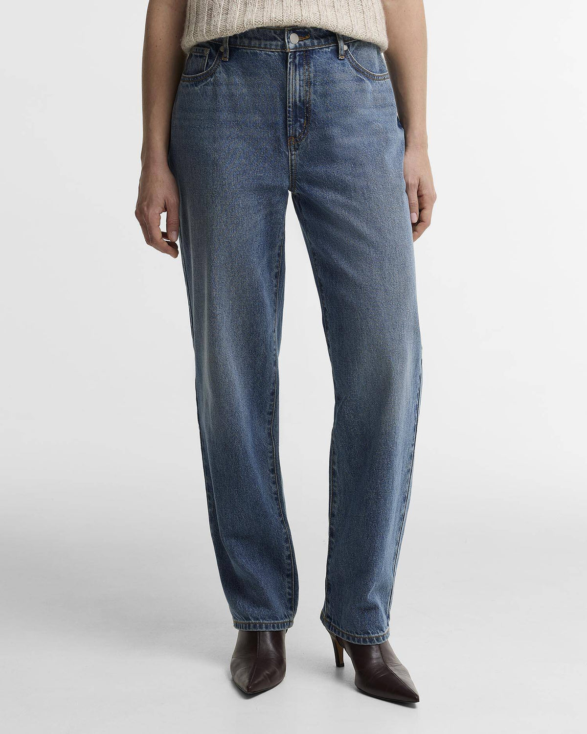 Adalyn High-Rise Straight Jeans - Mid Blue