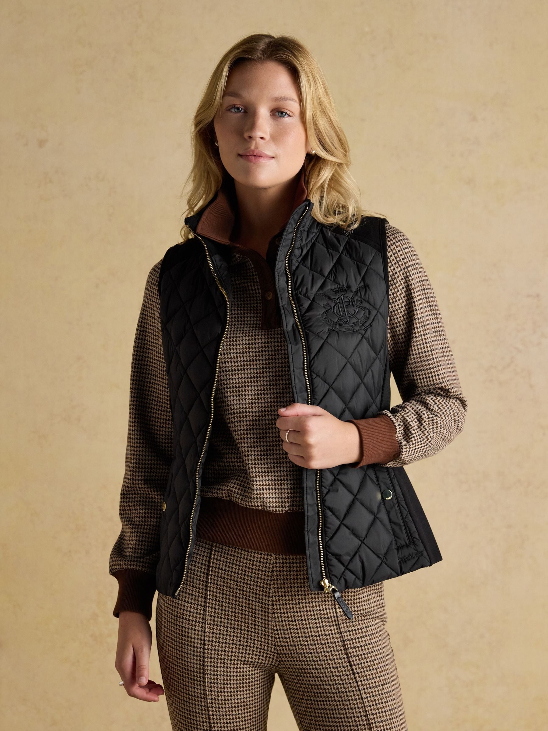Braemar Luxe Black Showerproof Diamond Quilted Gilet