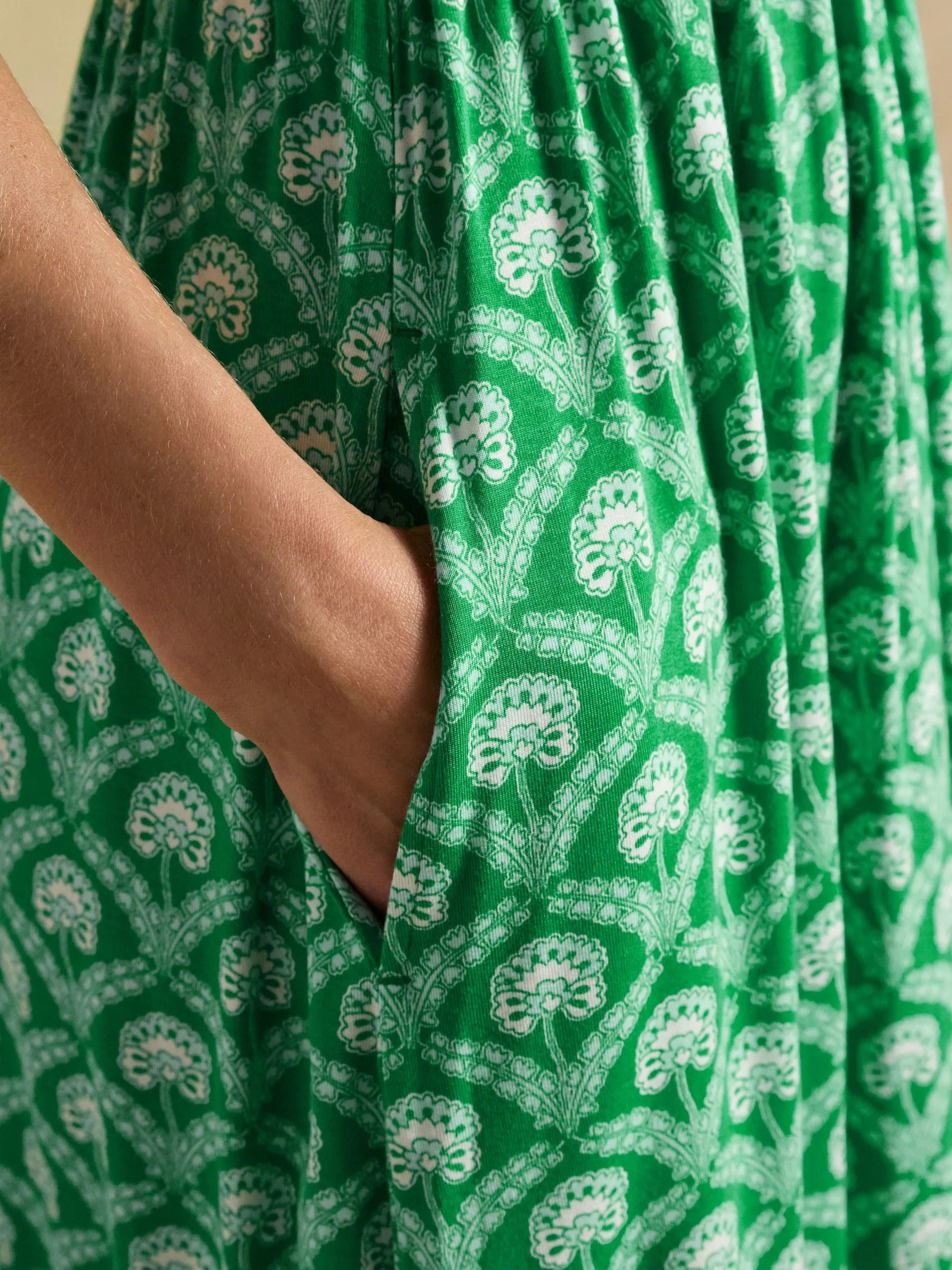 Nia Green & White Foulard Jersey Knee Length Dress