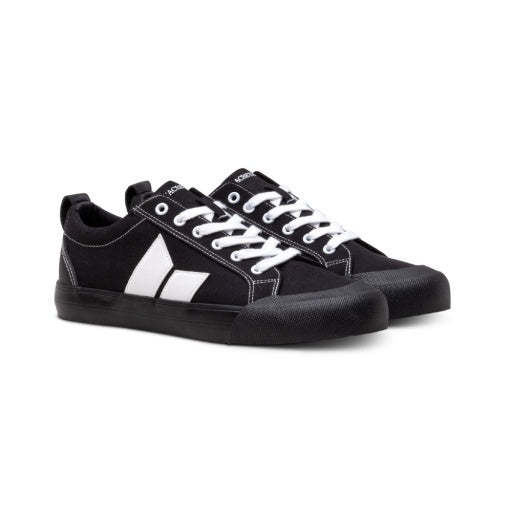 Macbeth Eliot Black/White