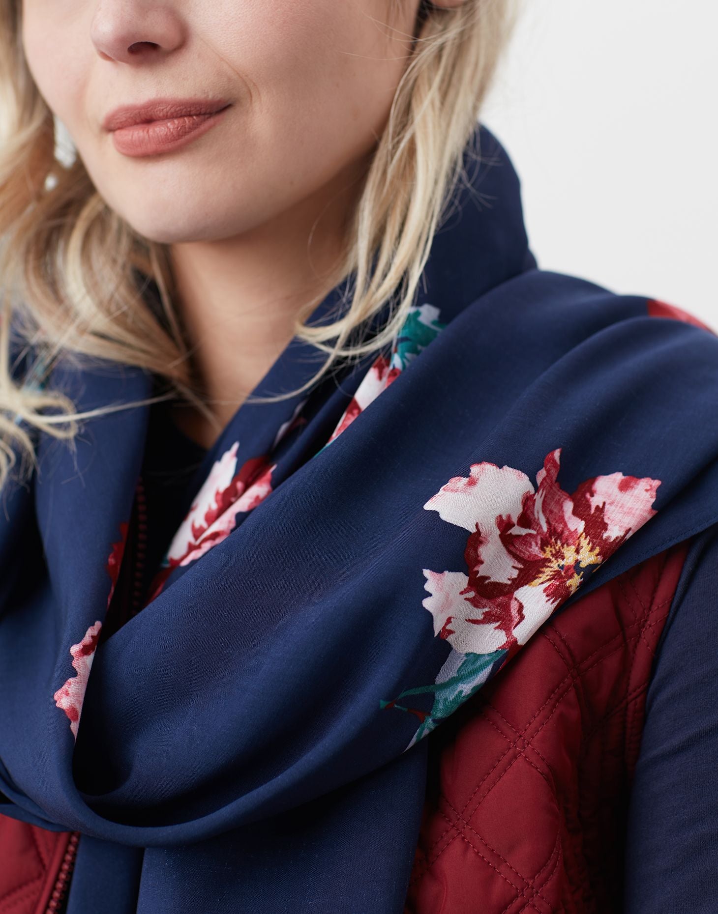 Conway Printed Scarf Navy Peony