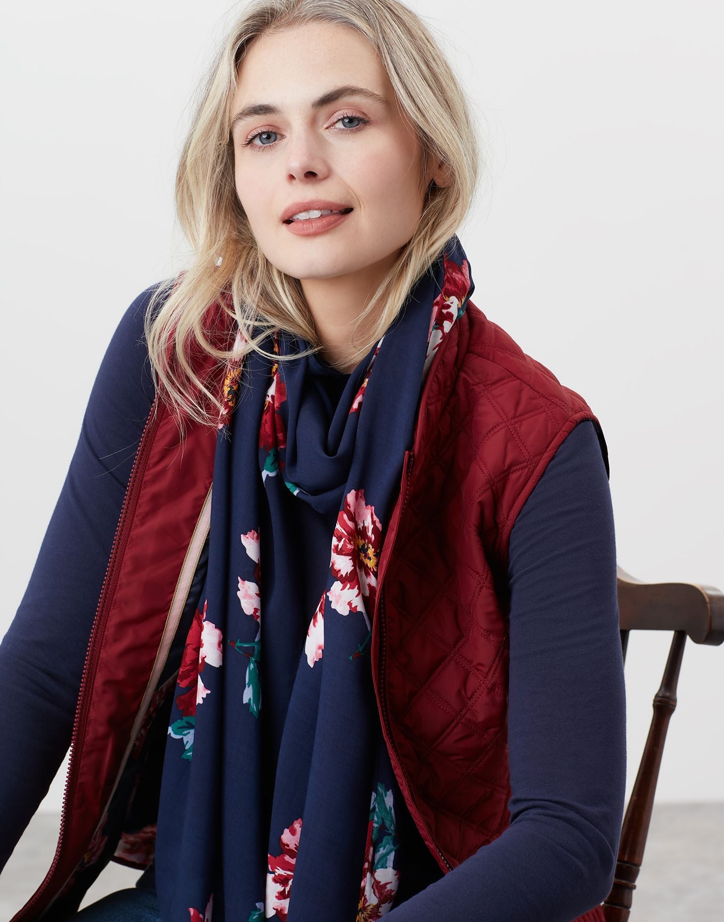 Conway Printed Scarf Navy Peony