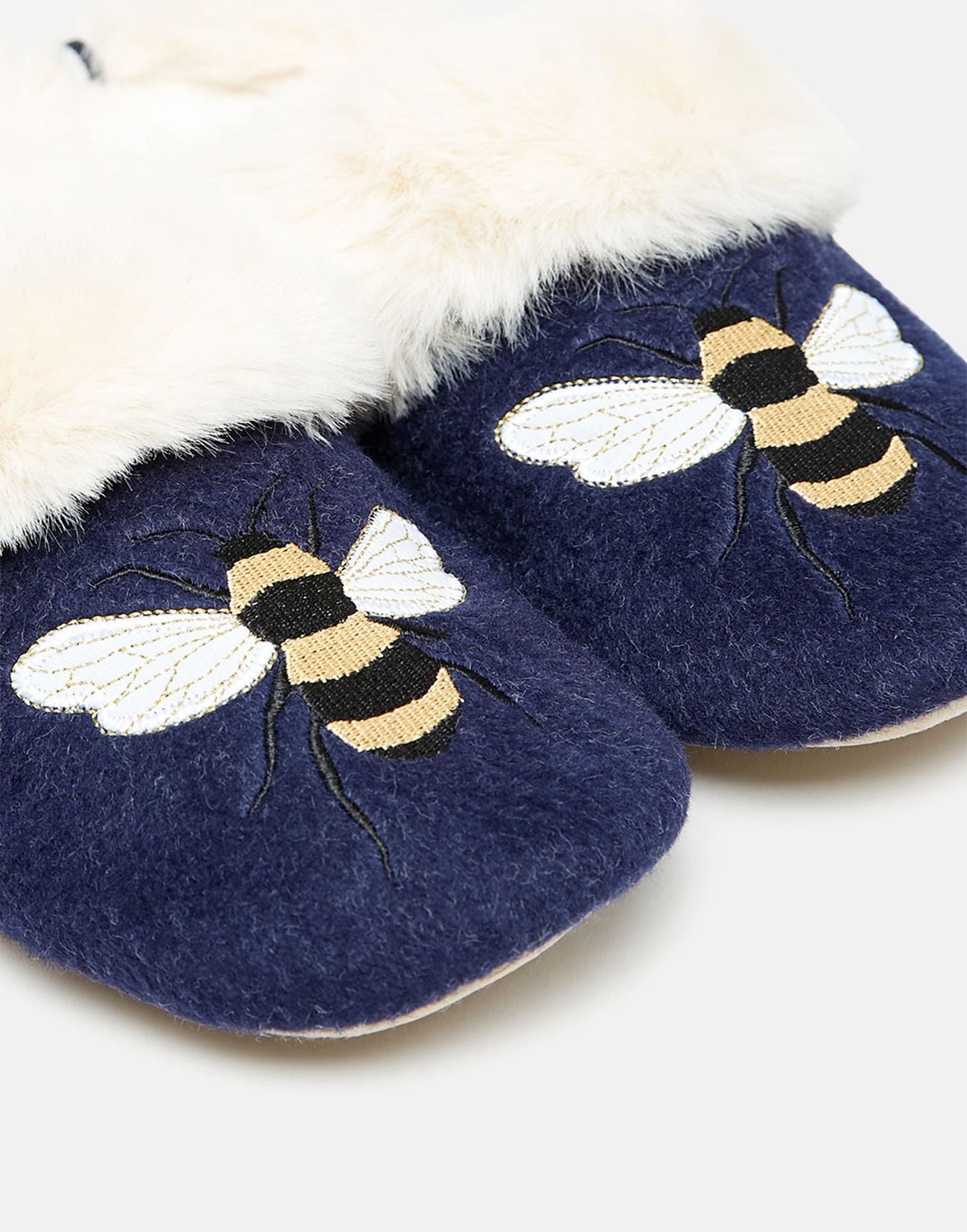 Women's Slippet Luxe Slip On Character Slippers - BEE